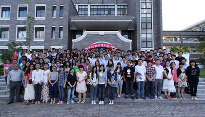 明天会更好--海洋科学学院举行2012届毕业生欢送晚宴